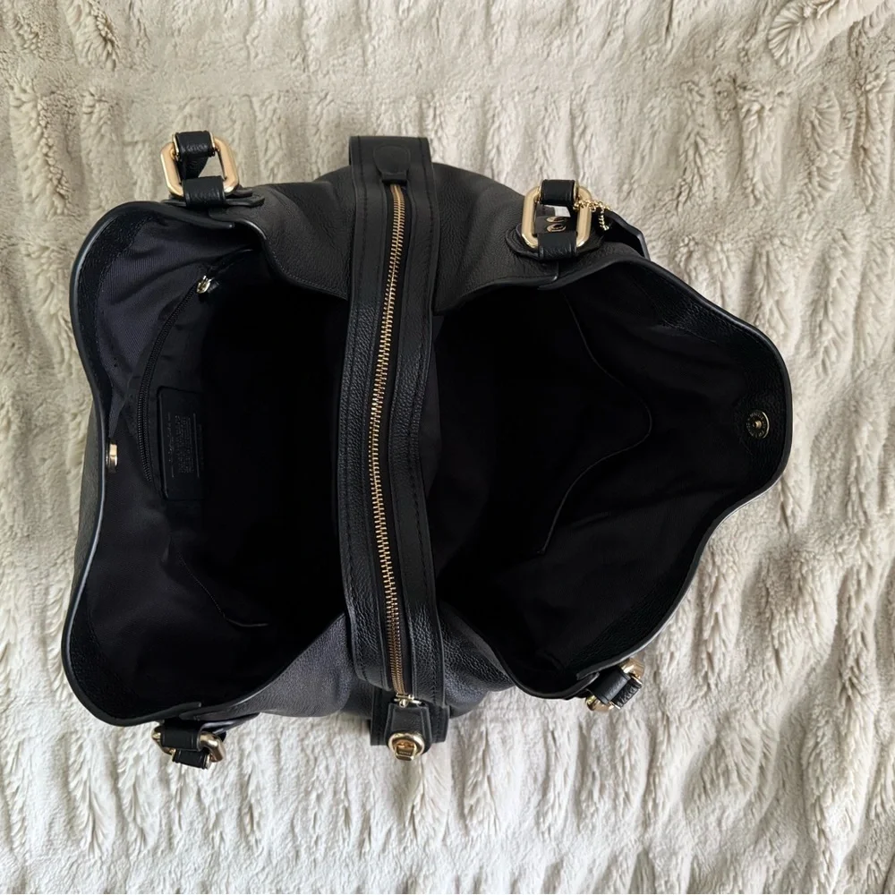 Coach Black Leather Shoulder Bag with Gold Accents - Picture 3 of 9